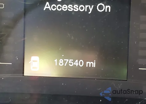 2014 Jeep Cherokee Latitude z USA, uszkodzony, nr VIN 1C4PJLCS5EW258559